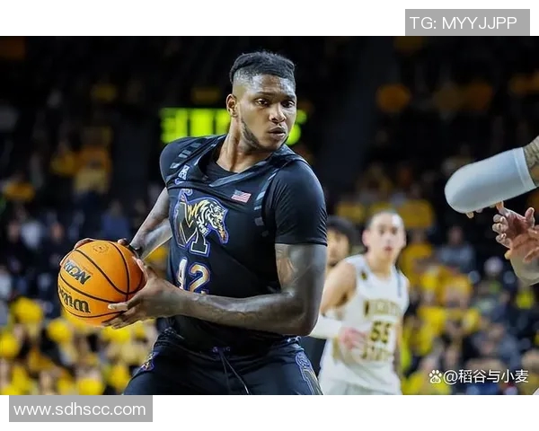 名帅卡利帕里：不管你哪里人 你参加了选秀被选中 你就不能打NCAA