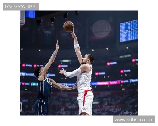 Siegel：绿军近期与祖巴茨、加福德、罗威、夏普联系在一起