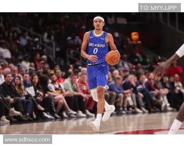 魔术官方：布莱克腰部拉伤，与森林狼的比赛不会回归